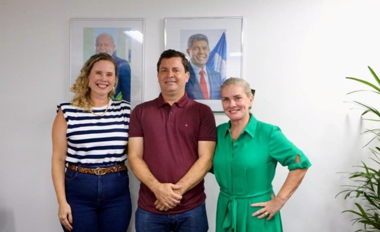 PREFEITO DE IGAPORÃ NETO COTRIM VAI A SALVADOR EM BUSCA DE RECURSOS E ACOMPANHAR CONVÊNIOS PARA O MUNICÍPIO