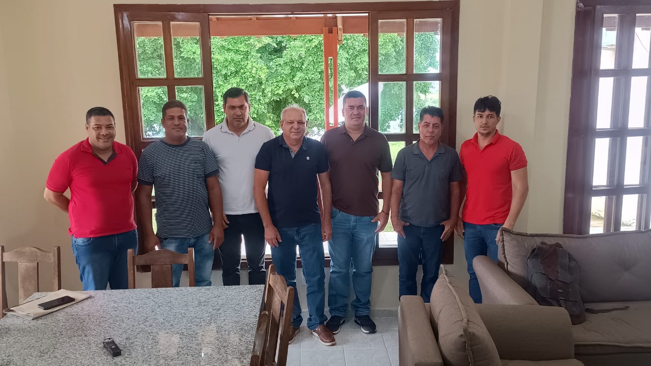 PREFEITO BIDA CONVIDA A IMPRENSA PARA MOSTRAR SITUAÇÃO EM QUE SE ENCONTRA O MUNICÍPIO DE LAGOA REAL DEIXADA PELO EX GESTOR
