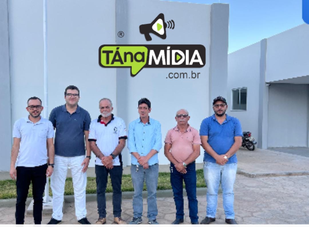 VEREADORES REALIZAM VISITA TÉCNICA E FISCALIZAÇÃO NAS OBRAS DA NOVA UPA DE CAETITÉ