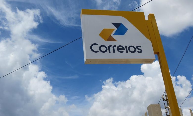Mais de 10 milhões de dívidas do Serasa podem ser negociadas com 99% de desconto nos Correios