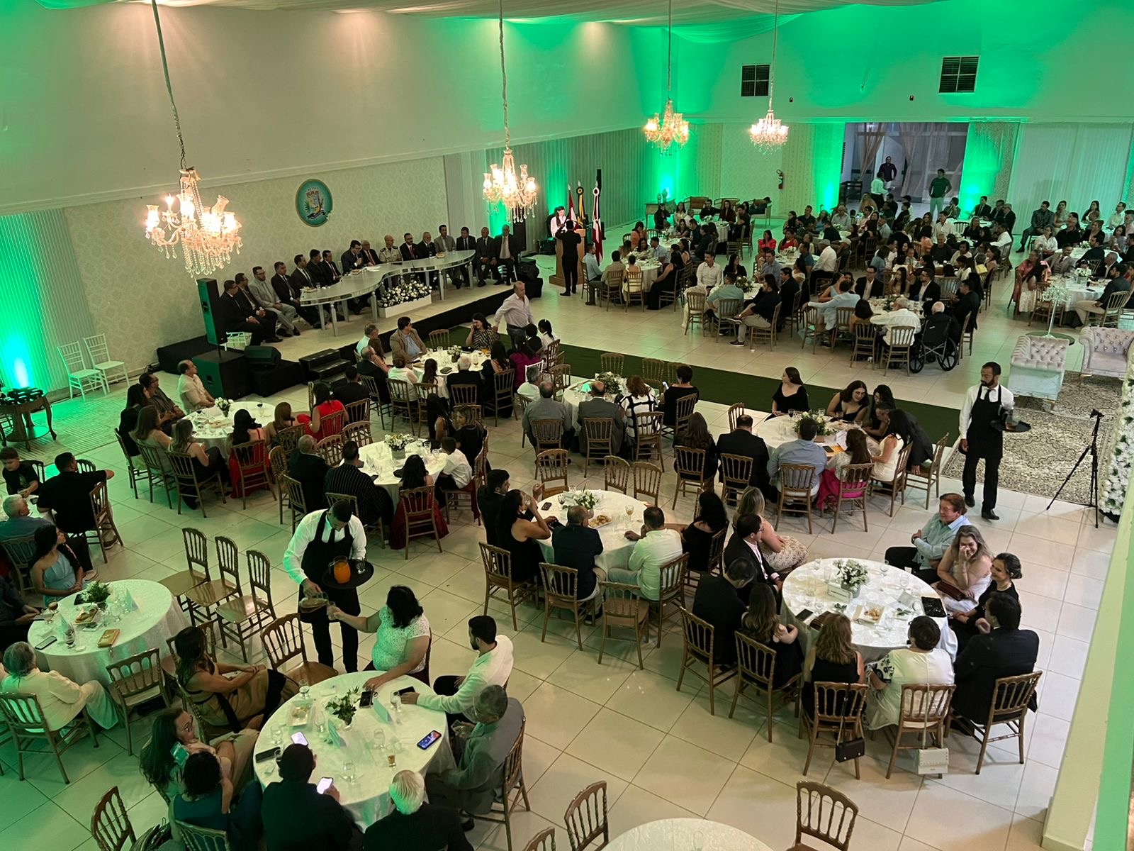 Câmara Municipal realiza sessão solene e presta homenagens a personalidades que contribuem para o desenvolvimento de Caetité