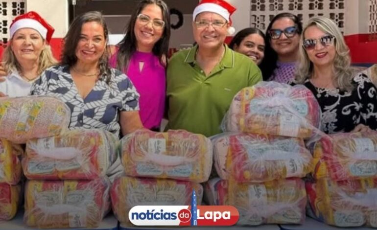 PREFEITURA DE BOM JESUS DA LAPA DISTRIBUIU MAIS DE 6 MIL CESTAS BÁSICAS EM AÇÃO NATALINA