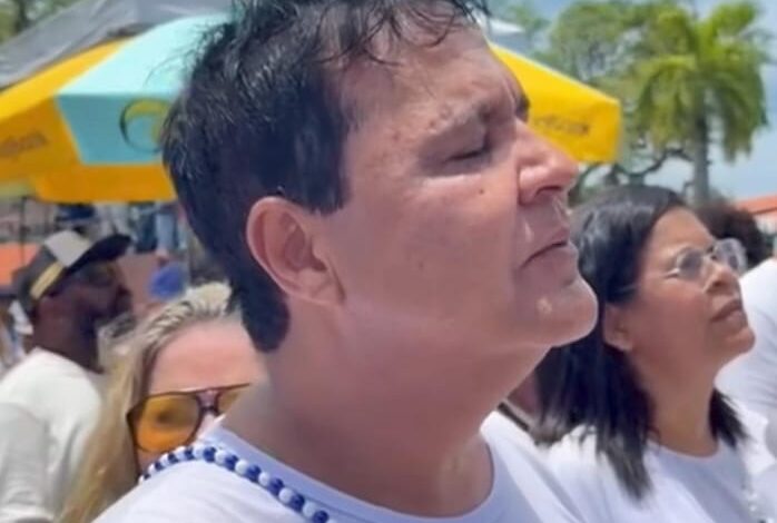 PREFEITO DE BOM JESUS DA LAPA EURES RIBEIRO MANTEM A TRADIÇÃO E PARTICIPA DA LAVAGEM DO BOMFIM EM SALVADOR