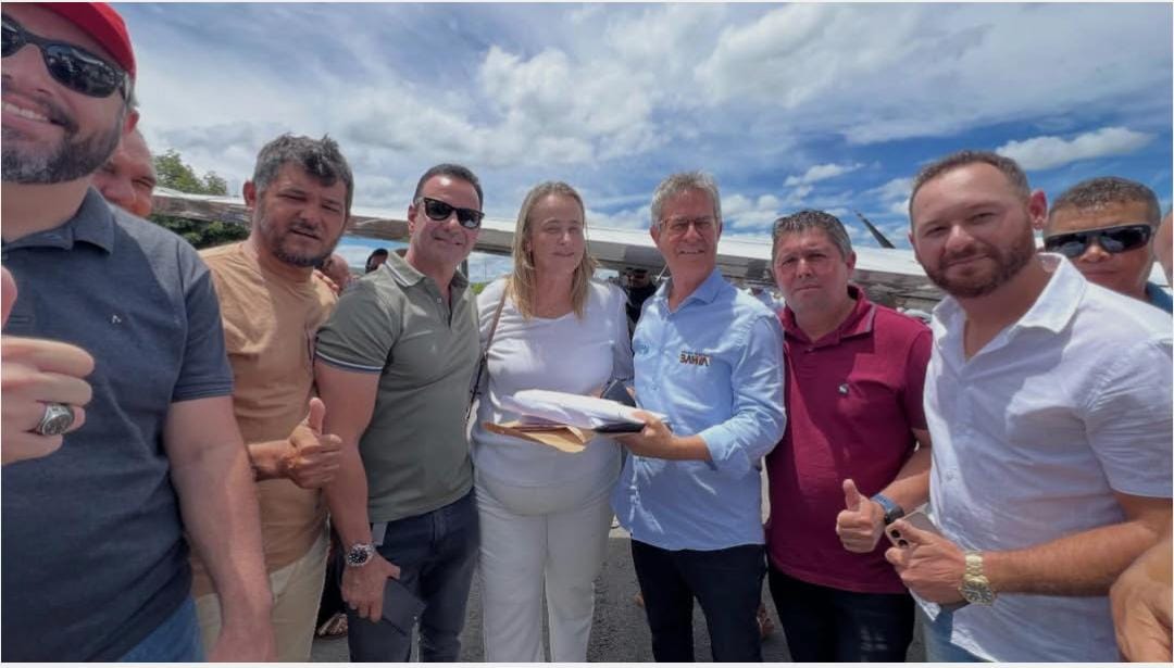 PREFEITA JOANINA VEREADOES E SECRETÁRIOS CUMPREM AGENDA EM PARAMIRIM AO LADO DO GOVERNADOR JERONIMO RODRIGUES