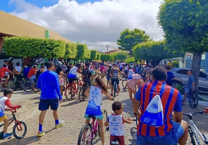 Passeio ciclístico marca sucesso pelo segundo ano consecutivo nas comemorações do aniversário de Caetité