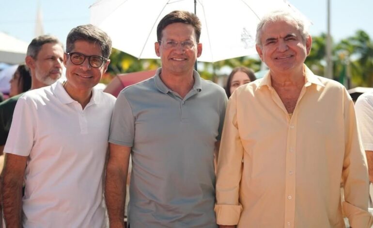 Senador Ângelo Coronel cumpre agenda em Caetité e participa da Festa de Santana Padroeira da Cidade ao lado de ACM Neto e João Roma